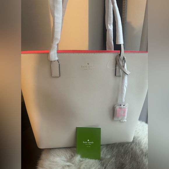 kate spade Handbags - Kate Spade Shoulder Bag/Tote NWOT